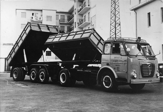 bisonti della srada vintage i camion classici che hanno fatto la storia del trasporto su gomma Mille_13822