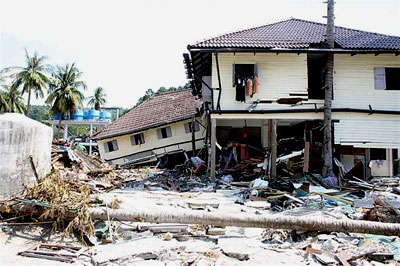 [Westviertel] Zerüttetes Kaufhaus Thailand-1