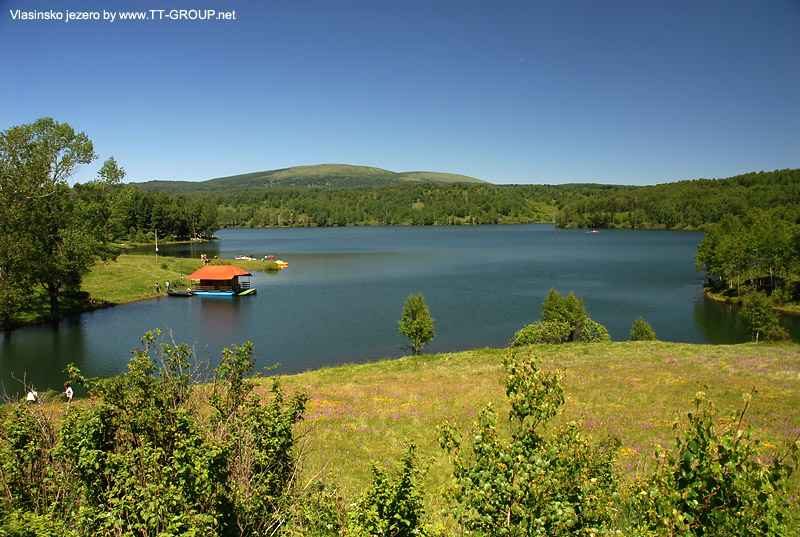 Lepe slike Srbije - Page 2 Vlasinsko-Jezero-kampovanje