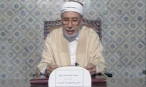 Le mufti tunisien dit que l'utilisation des nouveaux scanners dans les aéroports de l'occident est 7aram et humiliante !! Mufti-200809-1