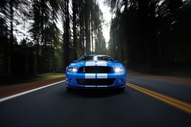 La Ford Mustang a 50 ans ! by tuxboard.com Ford-Mustang-26-640x426