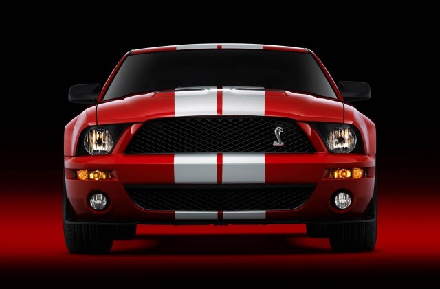 La Ford Mustang a 50 ans ! by tuxboard.com Ford-Mustang-50-ans-9-640x421