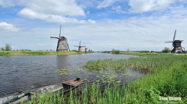 La Balade du Jour : Magical Europe, Stan Chang vous emmène dans plus de 30 pays !  Magical-europe-timelapse-moulin-640x358