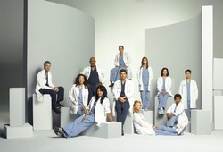 Grey's anatomy. - Page 3 Greys-s4-promo01red1