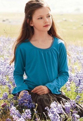 Zander Grey Scrapbook Mackenzie-foy-not-a-breaking-dawn-photo