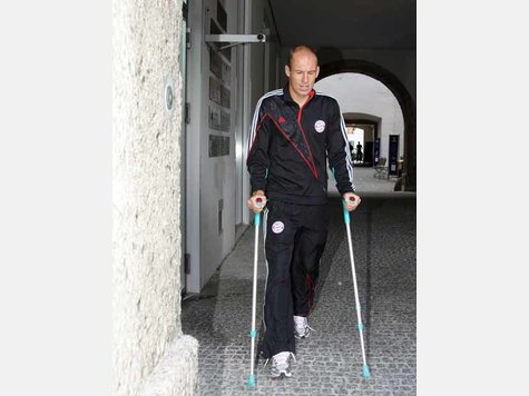 (صور)روبن يغيب لـ 3 أسابيع و إصابة أخرى لريبرى 1799513472-arijen-robben-bayern-muenchen-verletzung.9