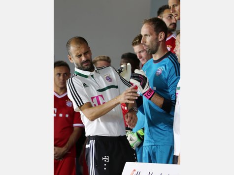 [Tor] Tom Starke  299044067-fcb_sampics_38_20130718-143827-3Y09