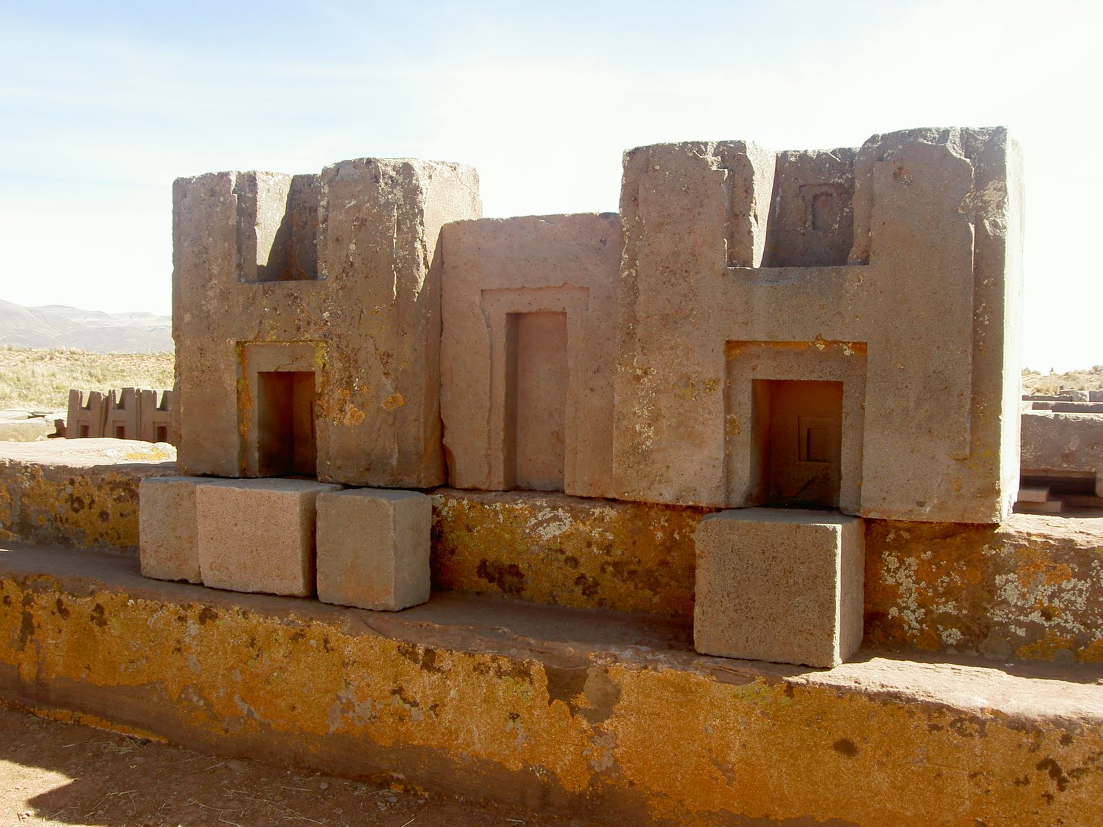 Puma Punku; Civilizaciones avanzadas en el pasado Puma-Punku-Wall