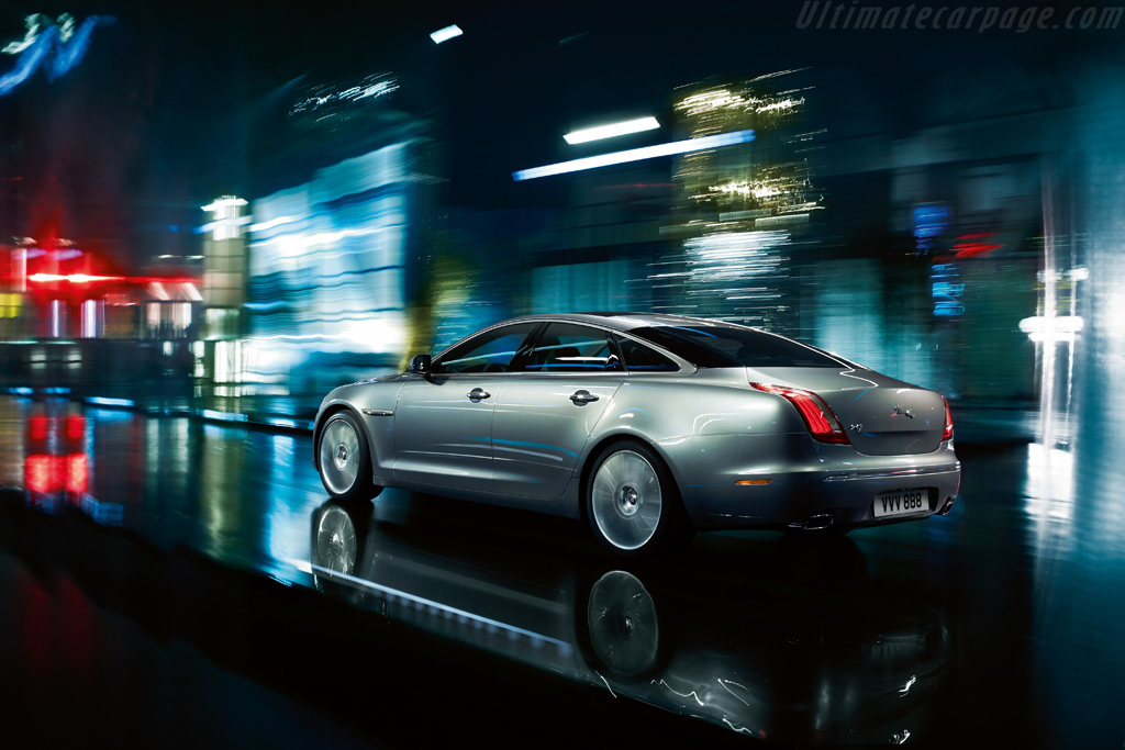 > جاغوار XJ موديل 2010, Jaguar XJ Jaguar-XJ_5