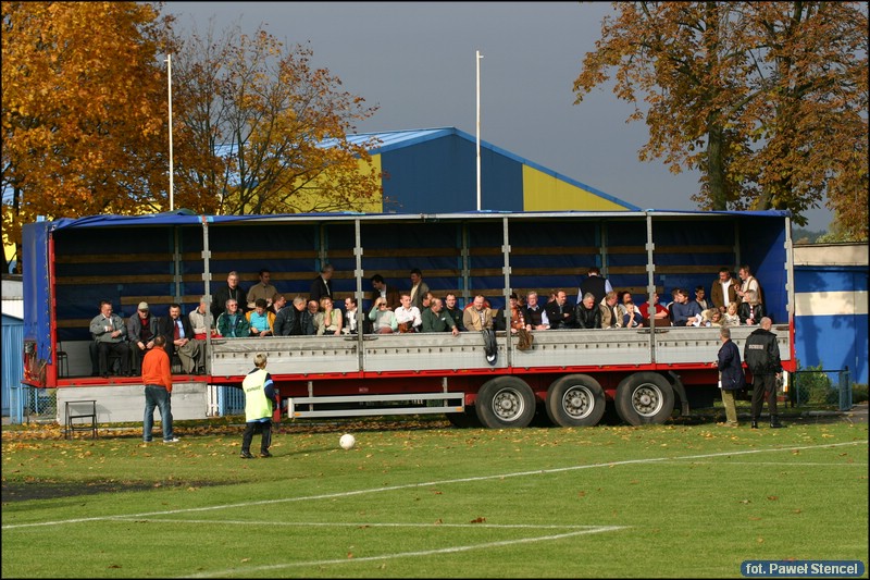 Zezancija-Opustancija Funny-football-supporters-34