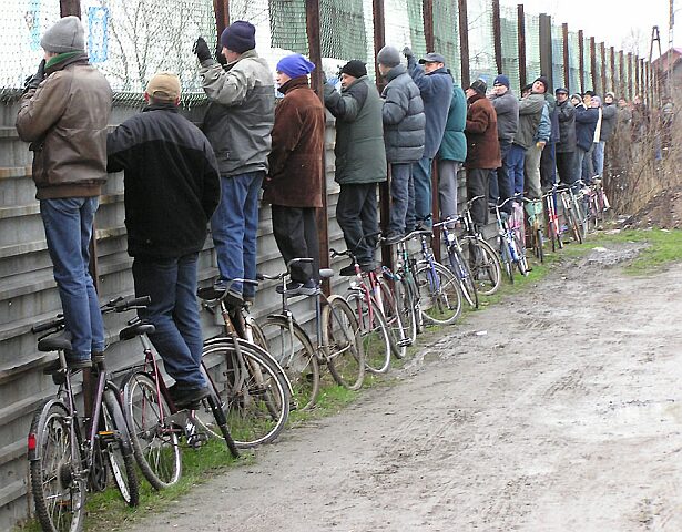 Zezancija-Opustancija Funny-football-supporters-41