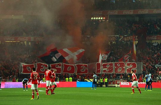 Le mouvement au Portugal . 15