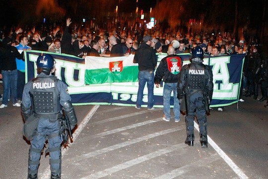 Le Mouvement en Slovenie Maribor-olimpija_18