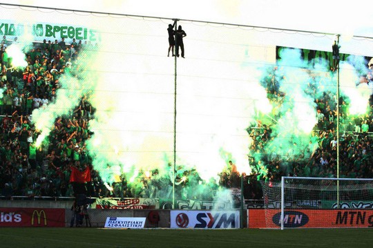 Le mouvement en Chypre  Omonia-apoel_5