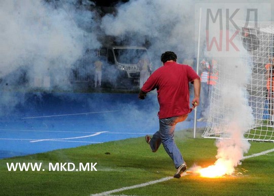 Le mouvement en Macédoine Macedonia_derby_16