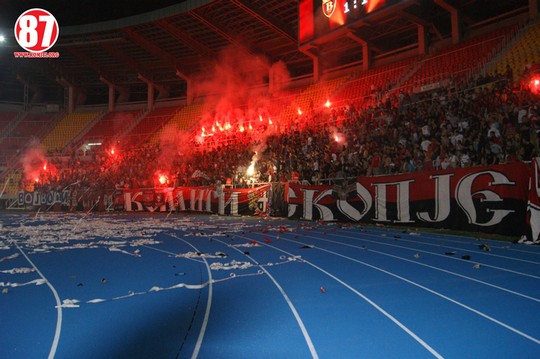 Le mouvement en Macédoine Macedonia_derby_3