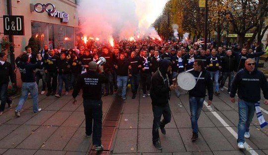 Le mouvement en Bosnie  - Page 2 Lithuania-bih_1