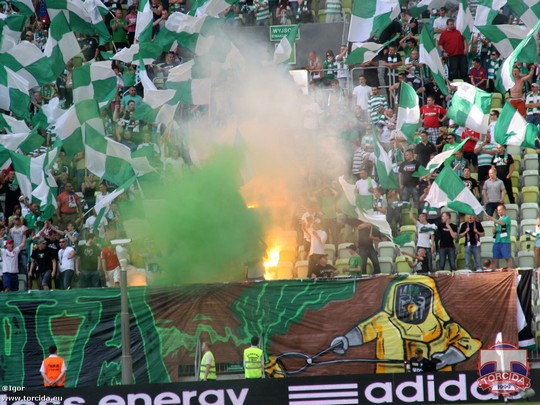 Le mouvement en pologne - Page 4 Lechia-gdansk_5