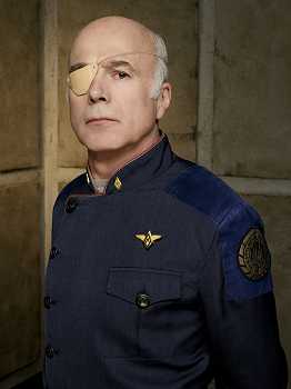 Quels acteurs pour "vos" fanfics ? Battlestar_galactica_les_meileurs_moments_Michael_Hogan_saul_tigh_1