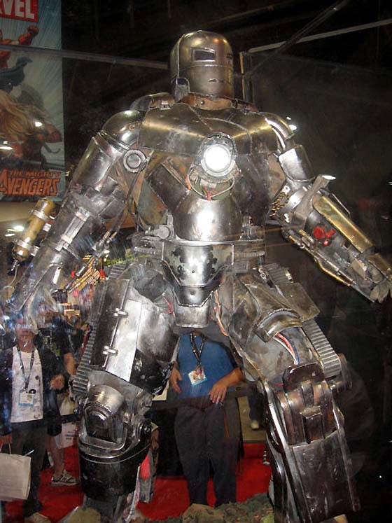 Vitre blindée Iron_man_armor_mark_1_comiccon_1