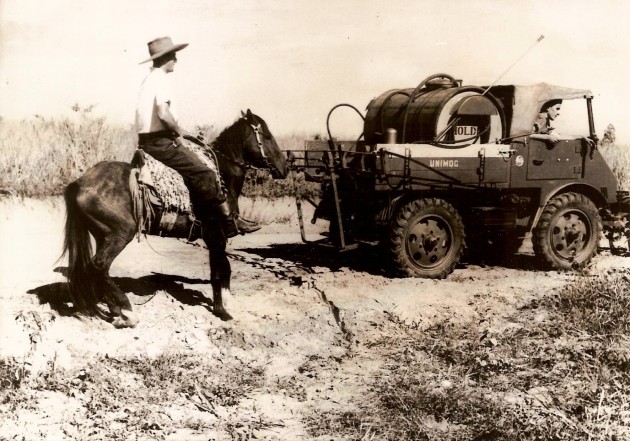 (UNIMOG): Apaixonado pelo modelo - Página 3 UCOM-Foto-Brasilien-Holder-1952-630x441