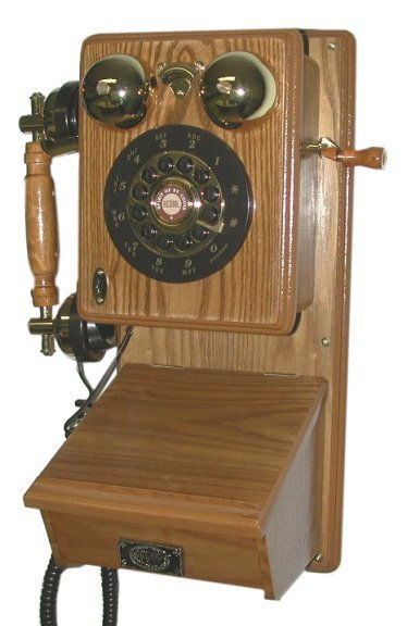 JEUX JE DEMANDE ET TOI TU DEMANDE .. Telephone_antique_crank_jpg