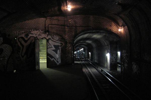 Метро-станцията Abandoned-subway-station