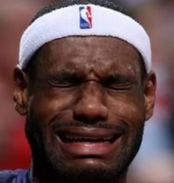 NBA 13/14 - Pgina 8 LeBron-James-Crying-e1361026819567