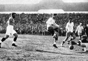 ادخل و شجع منتخبك المفضل .... اولاى اولاى اولاى!!!! Brazil-yugoslavia-1930