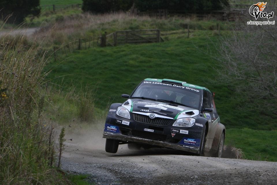 WRC: 42º Brother Rally of New Zealand [21-24 Junio] - Página 7 Hayden%20paddon%20rajd%20nowej%20zelandii%202012%20wrc%20swrc%20pwrc%20dzien%202