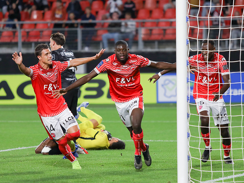 7e JOURNEE DE LIGUE 2 BKT : VAFC -  NO  27439