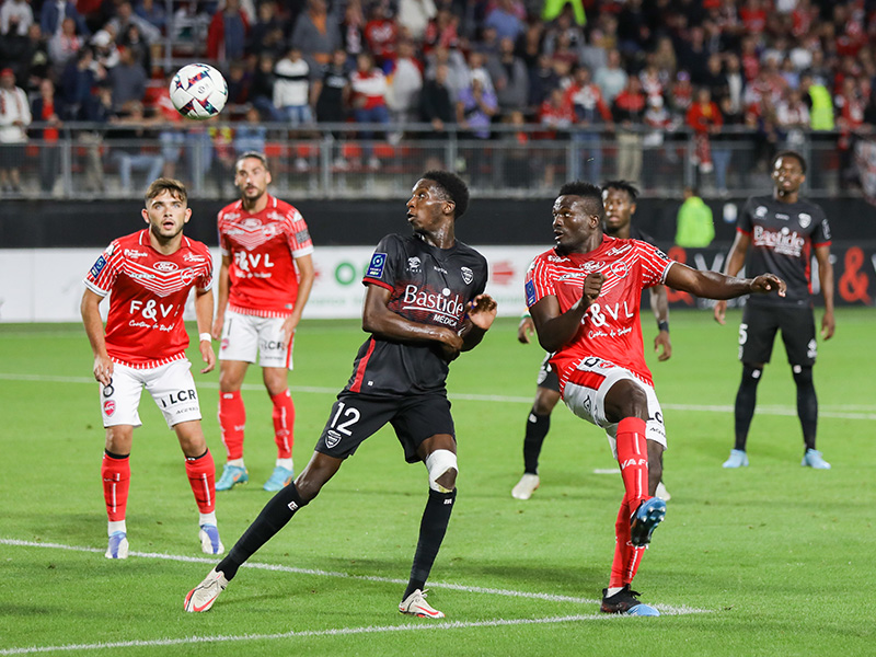 7e JOURNEE DE LIGUE 2 BKT : VAFC -  NO  27445