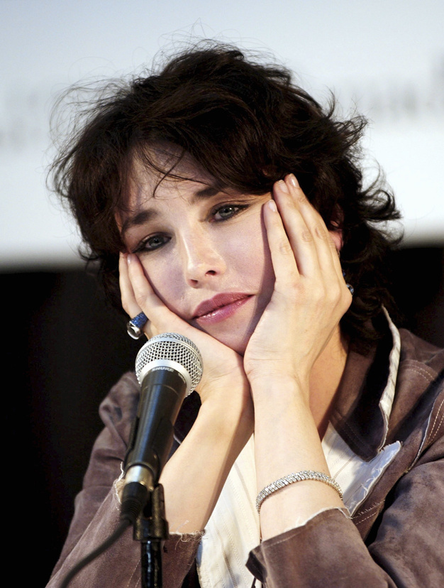 ISABELLE ADJANI Adjani10_jpg_8190_north_626x_white