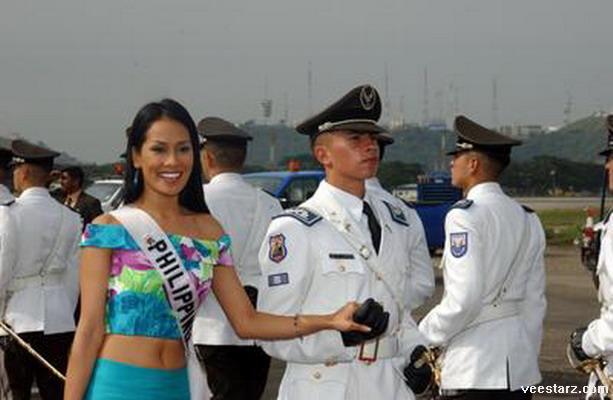 Maricar Balagtas  - Bb. Pilipinas Universe 2004 (Miss Globe International 2001) 2004mu-aut-05