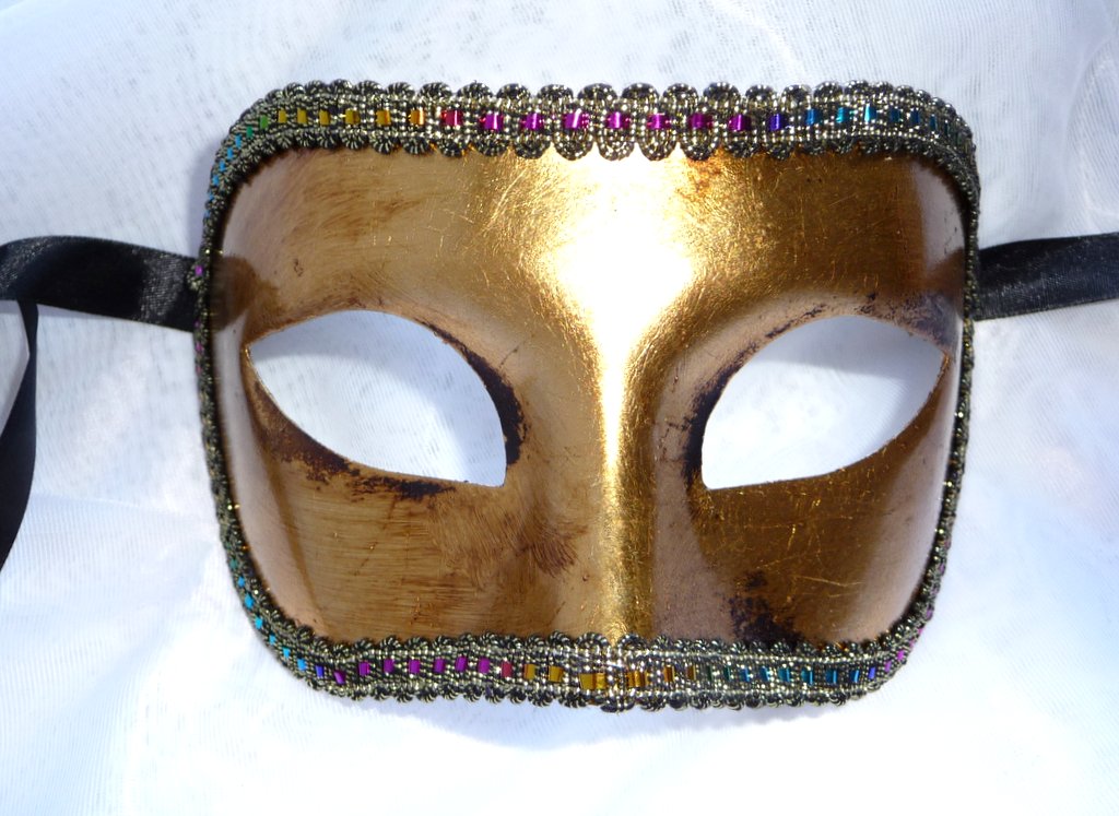 [Evento de Halloween] Festividad del Solsticio de Invierno  Genuine-venetian-burnished-gold-leaf-mask-1746-p