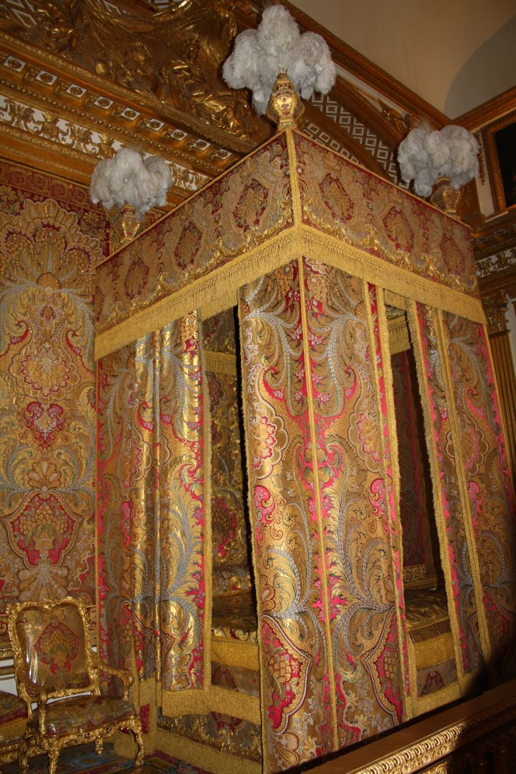 Palacio de Versailles Palacio-de-versalles-dormitorio-del-rey-luis-xv