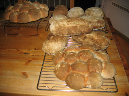 Vrtna pečenjara i kamin  - Page 4 Bread4