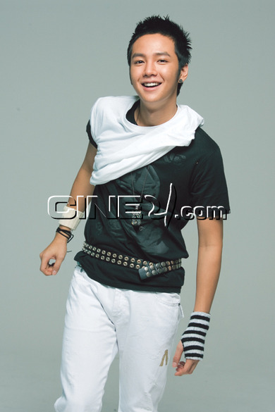 Jang Keun Suk / Jang Geun Suk [Imágenes] - Página 3 814521_image2_1