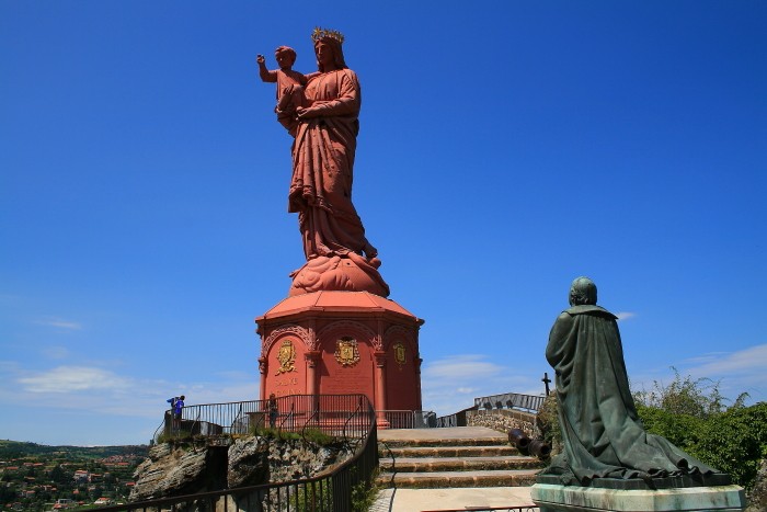 A propos de "Secrets d'Histoire" : Lettre à la Présidente de France Té Statue-notre-dame-de-france-visorando-1029