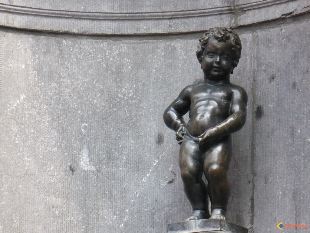 1er décembre 2018 - Page 3 Le-manneken-pis-visoterra-10262