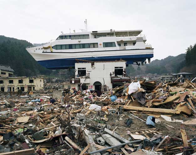  Sistema GPS puede alertar de tsunami en tres minutos Escena-tsunami-japon