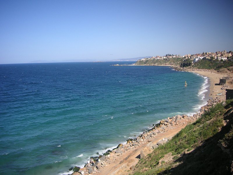 رحلة فوتوغرافية الى الجزائر العاصمة 12593-plage-ain-taya-alger