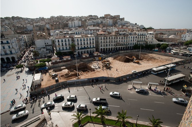 رحلة فوتوغرافية الى الجزائر العاصمة 14433-alger-decouvertes-archeologiques-place-des-martyrs-lors-des-travaux-de