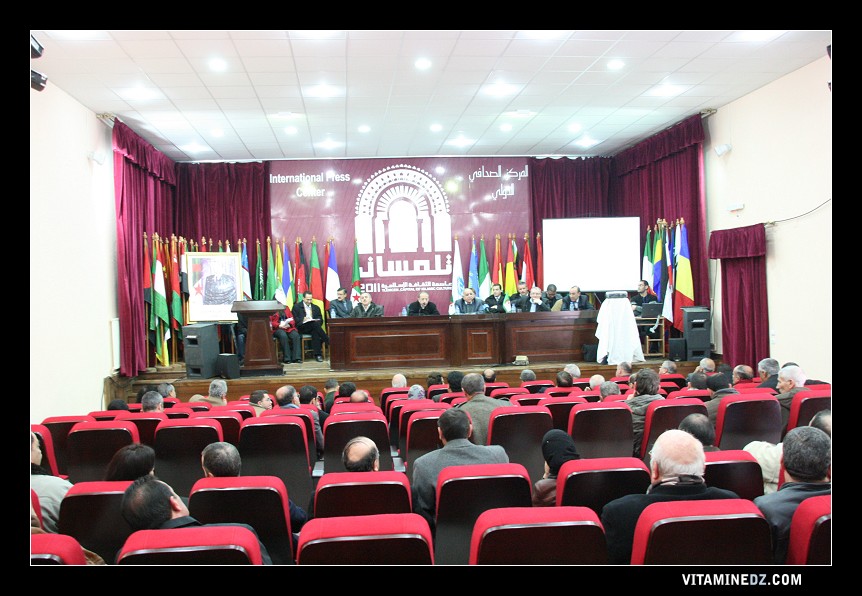 "..تلمسان .. لؤلؤة المغرب العربي ..عاصمة الثقافة الإسلامية2011 - صفحة 2 21078-conference-de-presse-des-membres-du-comite-executif-tlemcen-capitale