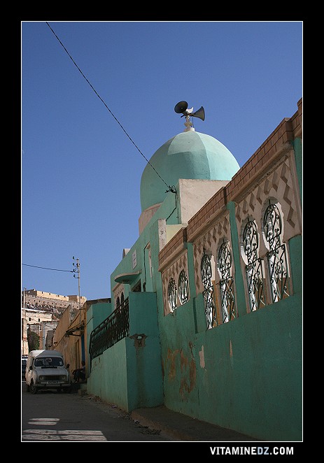 مديرة السياحة بمستغانم اتركي مستغانم في حالها 3225-zaouia-aissaouiya-de-sidi-mohamed-benaissa-dans-la-souika-tahtania