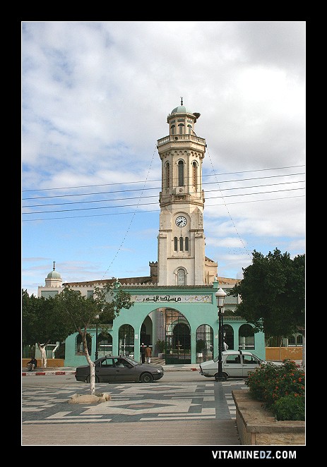 صور لولايتي الغالية . . . 3419-ancienne-eglise-de-relizane-actuellement-mosquee-ennour