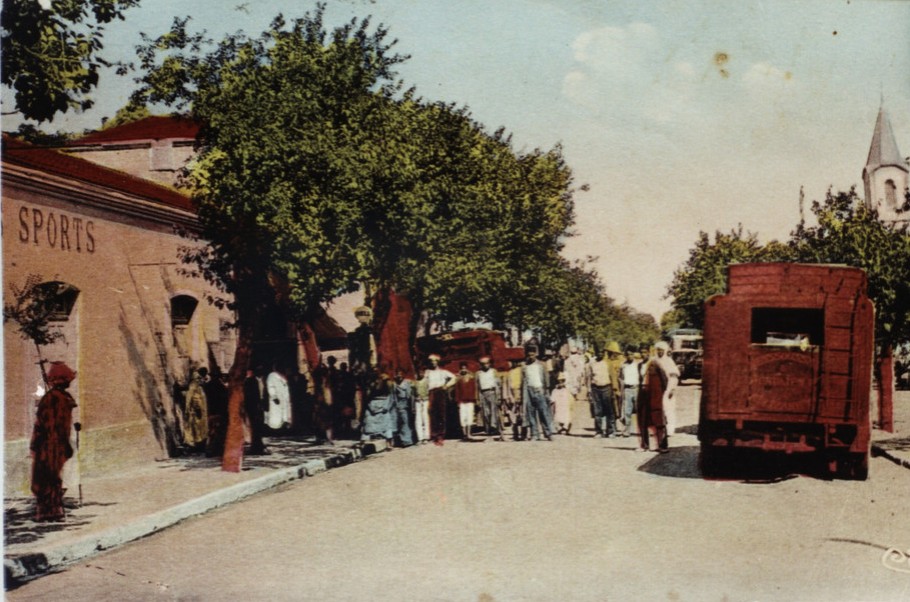 صور قديمة لقسنطينة..............جميلة جدا 3590-souguer-ancienne-trezel