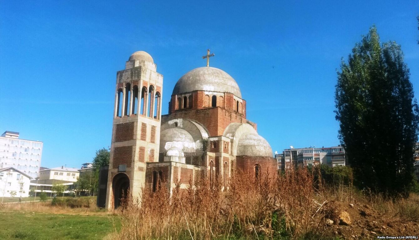 Kisha ortodokse në hapësirën e Universitetit të Prishtinës – një kontest i gjatë gjyqësor (ilustruar me shumë foto) Kishaort7