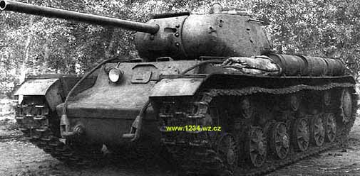 Panzer ou Tanki Kv85_11