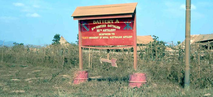 NAM IMAGES - Página 2 Bb-binh-ba-battery-1-2nd-howitzer-battalion-35th-artillery-reinforce-4th-reg-royal-aust-artillery-summerfield-img-1969